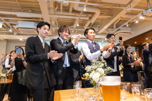 ウェディングパーティ,ウェディング,会費制,パーティ,令和婚,カジュアル,カジュアルウェディング,1.5次会,2次会,披露宴,挙式,結婚式,オリジナルウェディング,人前式,挙式,友人のみ,立食,半立食,立食パーティ